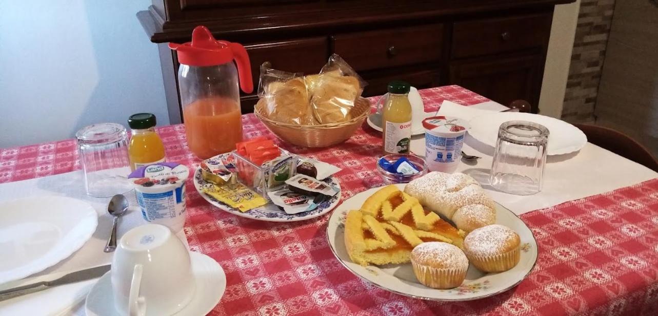 B&B Le Cerque Urbino Buitenkant foto